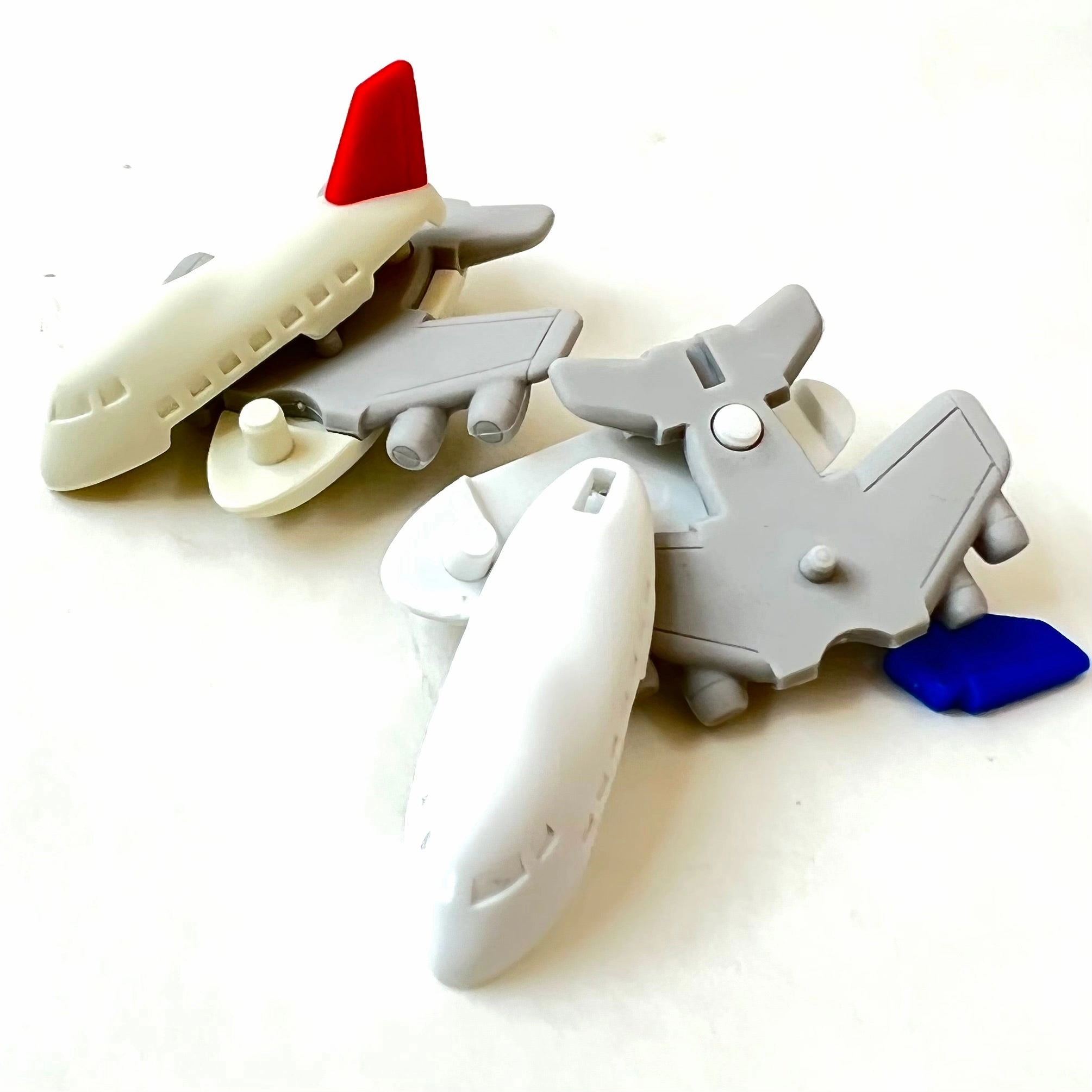 381361 AIRPLANE, HELICOPTER & CRUISE SHIP ERASERS-30