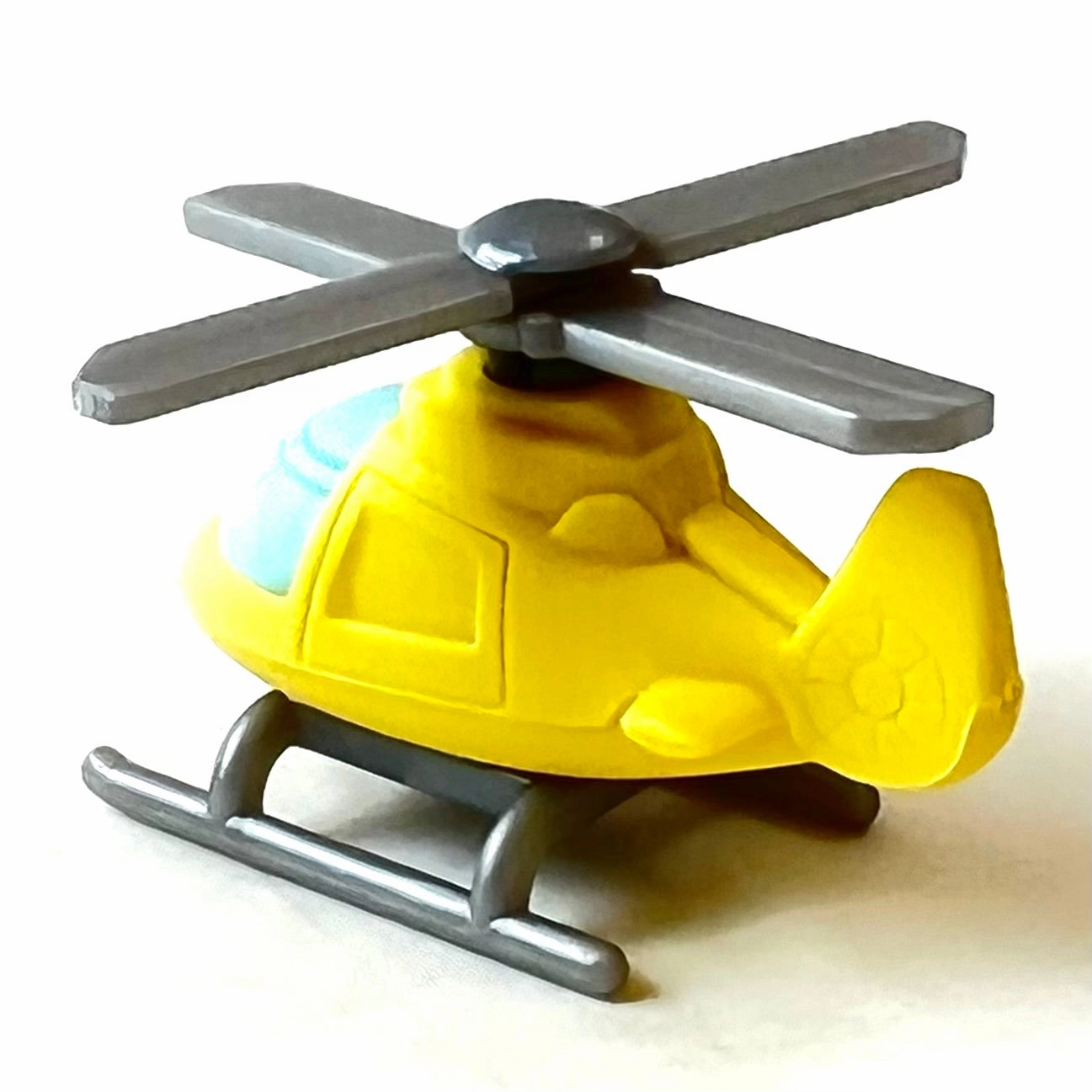 38136 AIRPLANE, HELICOPTER & CRUISE SHIP ERASERS-60