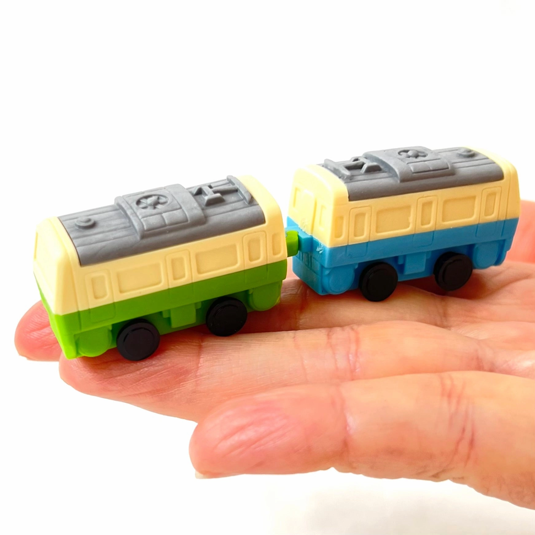 38136 AIRPLANE, HELICOPTER & CRUISE SHIP ERASERS-60