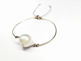Baroque pearl bangle sliding ball