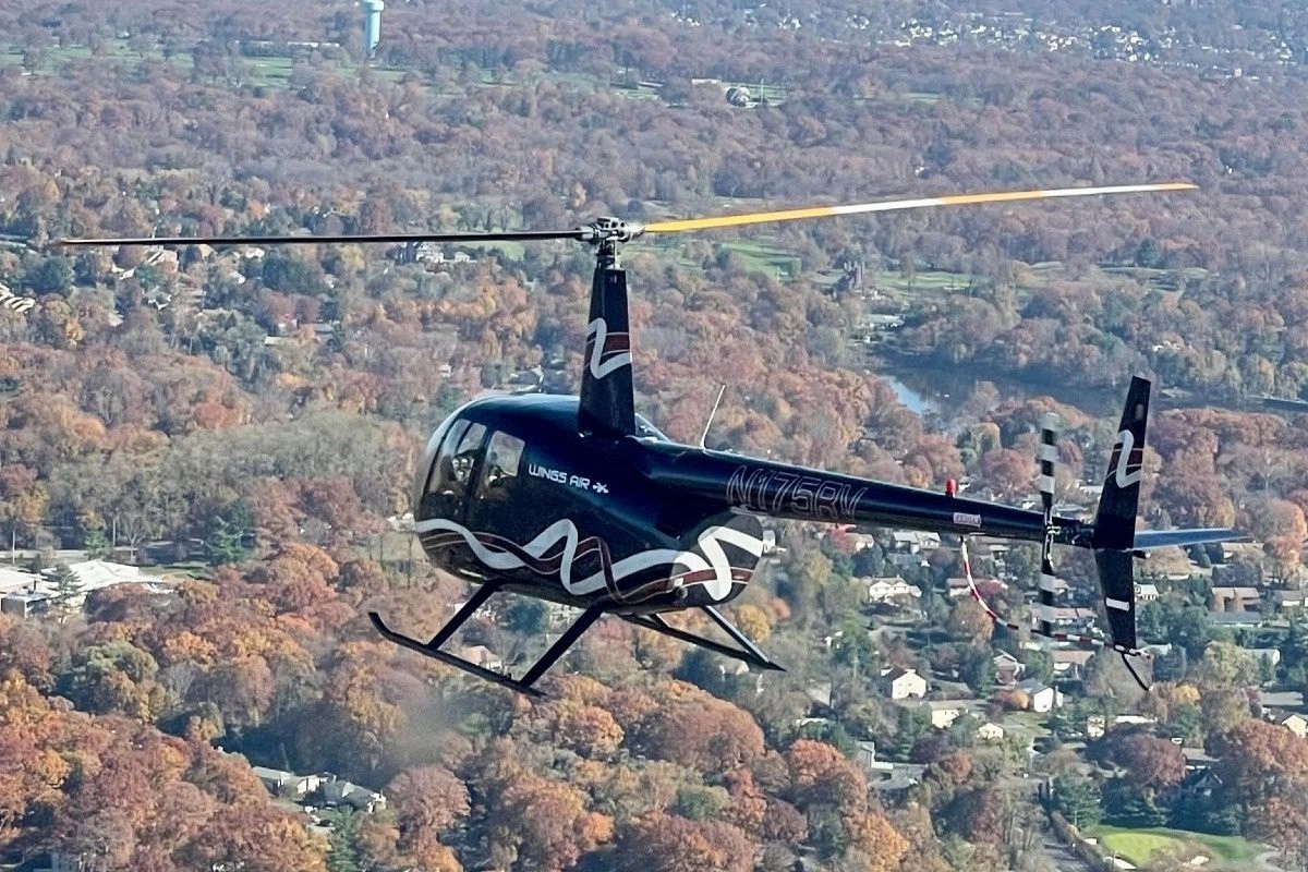 Couples Private Hudson Valley Fall Foliage Helicopter tour from Westchester