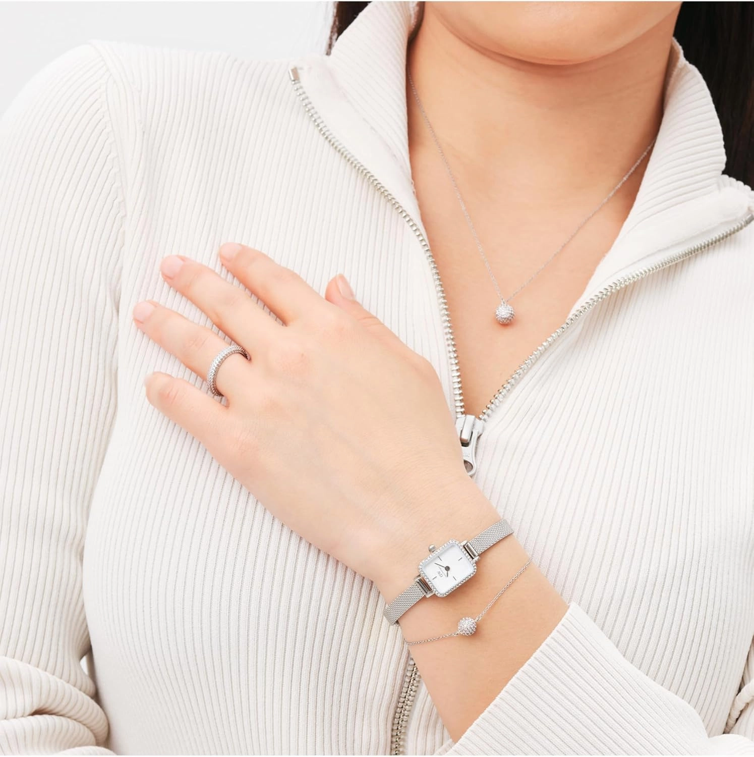 Daniel Wellington Pavé Necklace, Adjustable Pendant Necklace for Women and Men,420-460mm 317L Stainless Steel Chain Necklace with Gold Plated Brass CZ Crystal Pendant