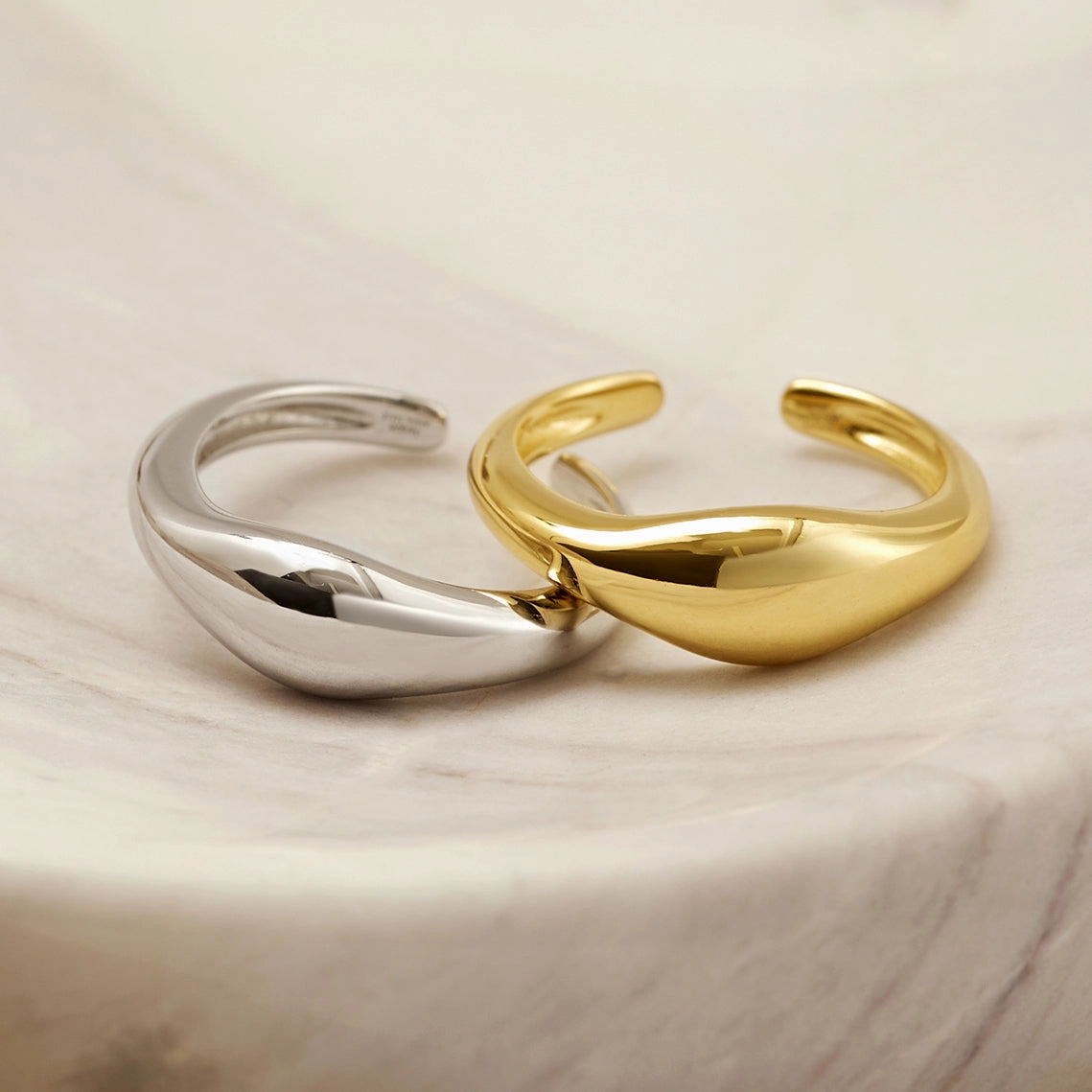 Gold Wave Adjustable Ring 