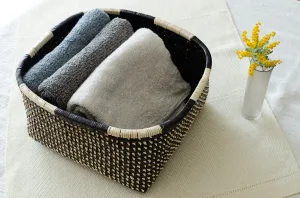 Kottan Open Basket “Black Natural” S, M, L / Palm leaf / IND 330917