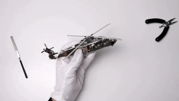 Lifting Spirit Helicopter Metal Model