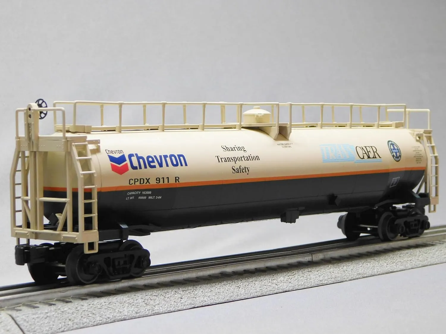 MTH RAILKING BNSF 33K Gallon Tank CAR 911 O Gauge Chevron 30-73632