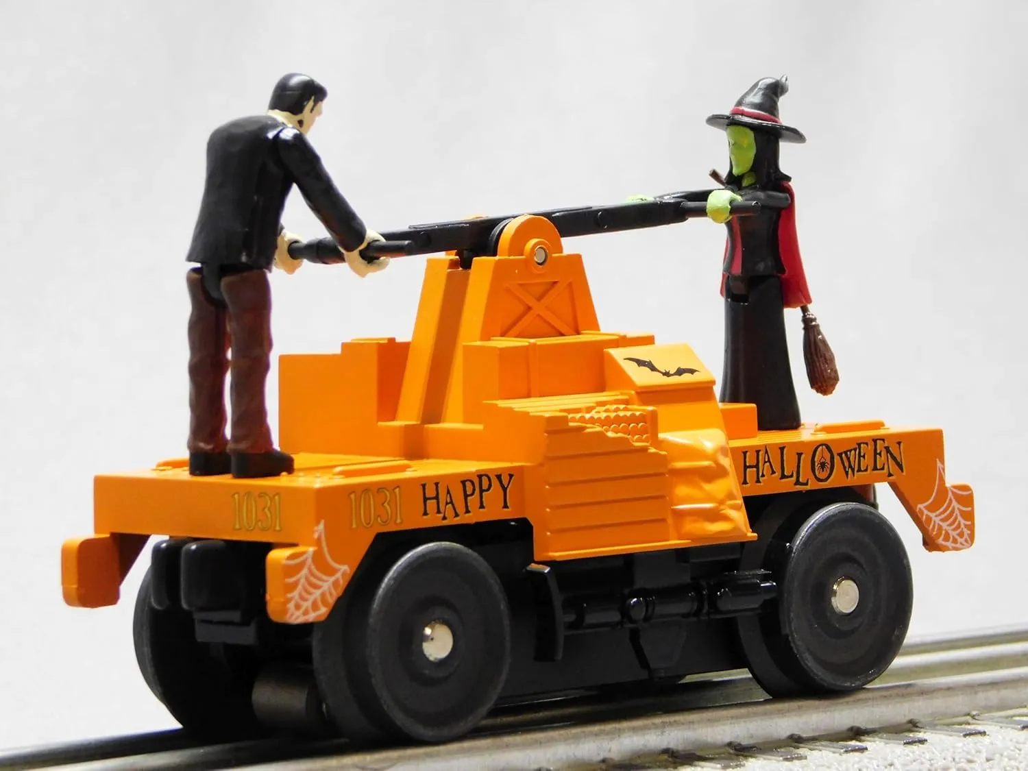 MTH RAILKING Halloween (Orange) Operating Hand CAR MOW 30-5241