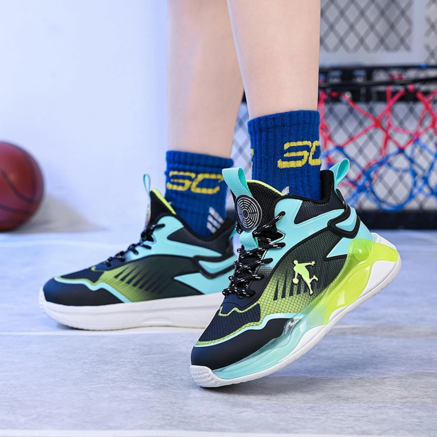 New Children's Non Slip Sports Basketball Shoes