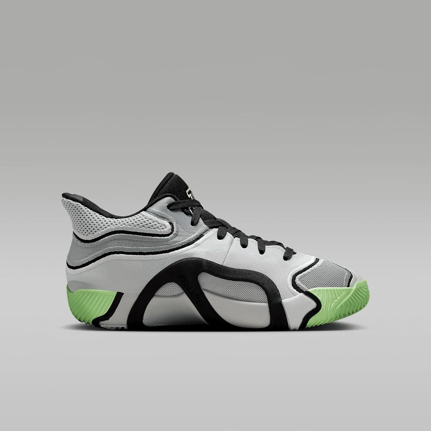 Nike Tatum 3 Big Kids' Basketball Shoes (HF3136-001, Platinum Tint/Particle Grey/Grey Fog/Black)