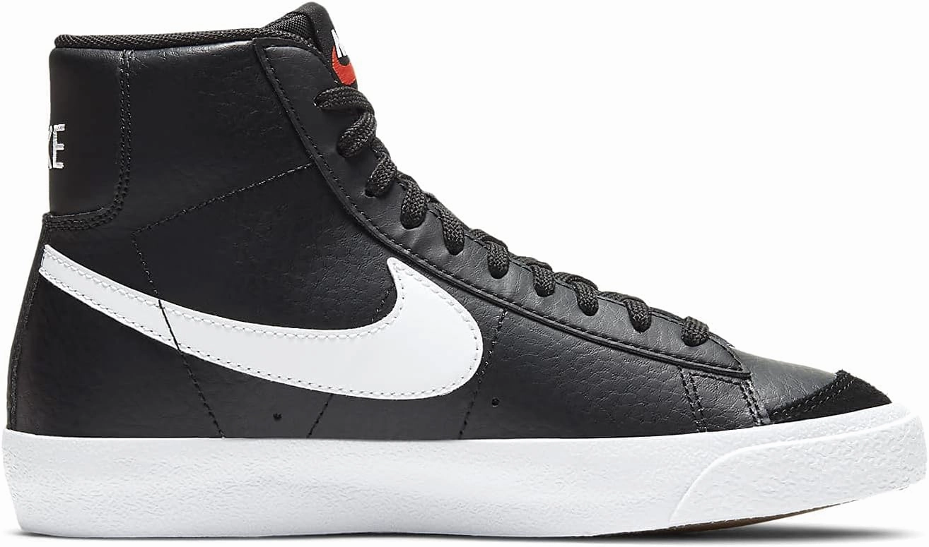 Nike Boy's Air Force 1 Mid Le (Big Kid)
