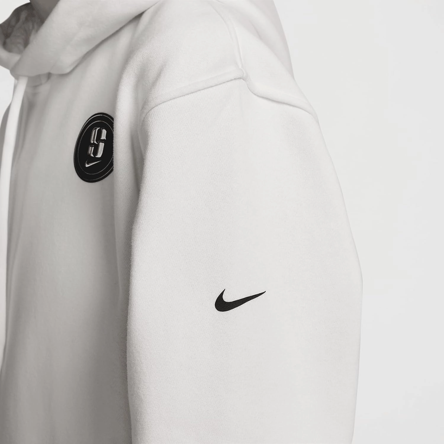 Nike Sabrina Fleece Basketball Hoodie (FV3205-121, Summit White/Black/Black)