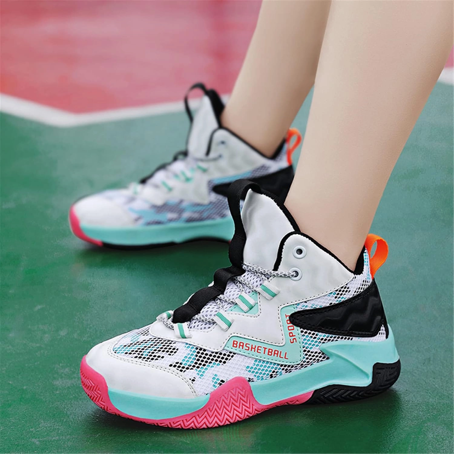 Sanearde Boys Grils Basketball Shoes High Top Youth Fashion Lightweight Volleyball Sneakers Comfortable Non-Slip Footwear