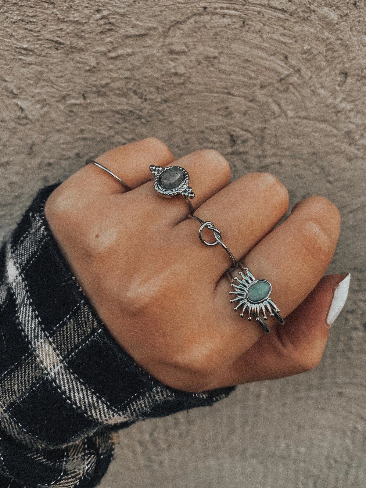 SILVER BIG GREY RING
