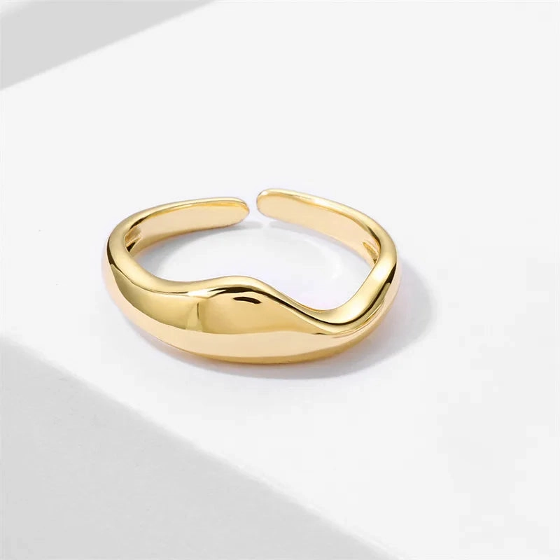 Silver Wave Ring – Adjustable Geometric Handmade Jewelry