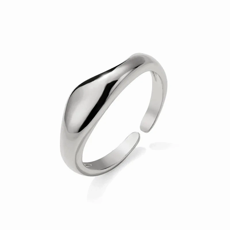 Silver Wave Ring – Adjustable Geometric Handmade Jewelry