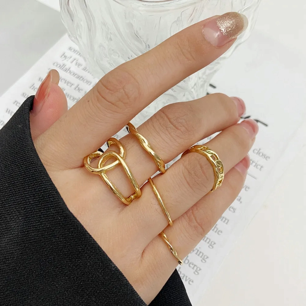 Simple Geometric Design Ring Set