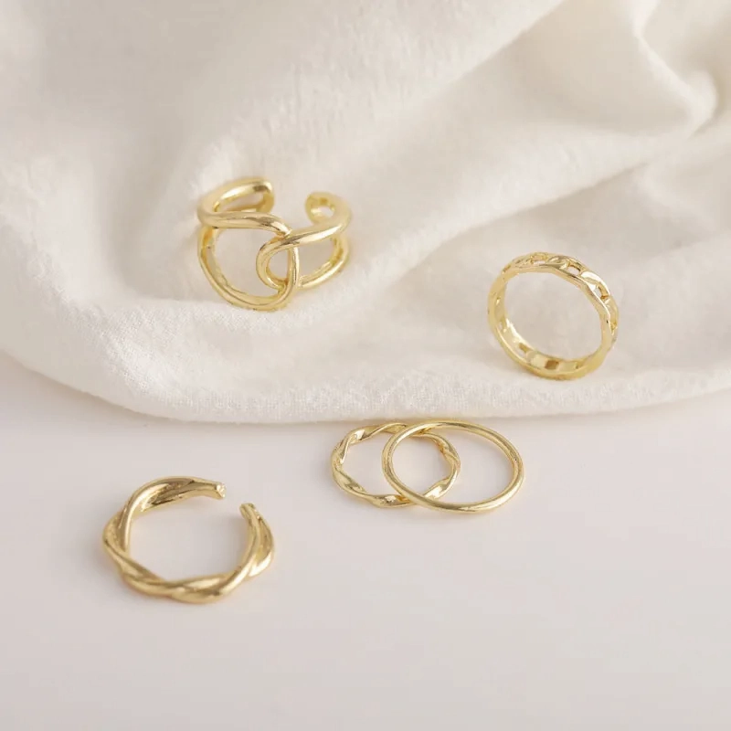 Simple Geometric Design Ring Set