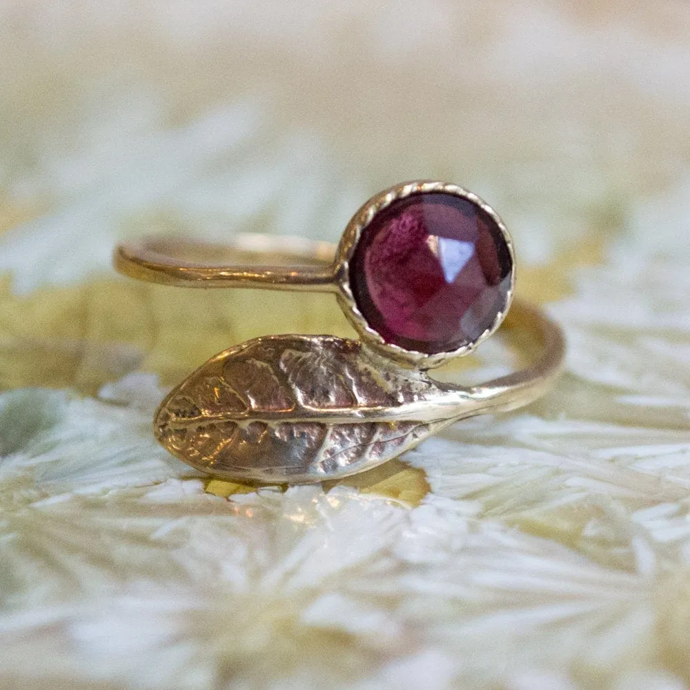 Thin Leaf Golden Ring - Gone With The Wind.