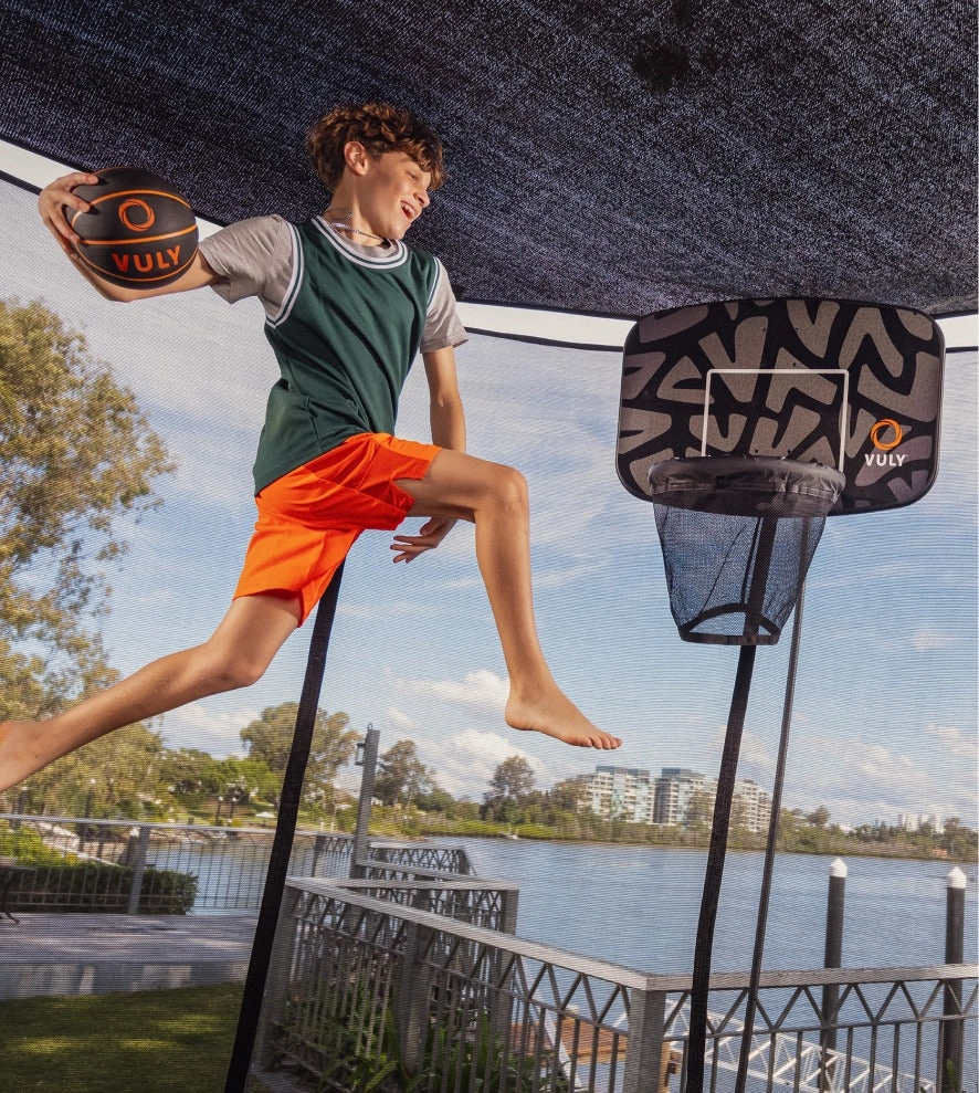 VULY Quest 2 Basketball Set
